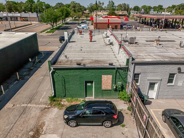 More Photos Of 1115 W Douglas Ave, Wichita Storefront For Sale