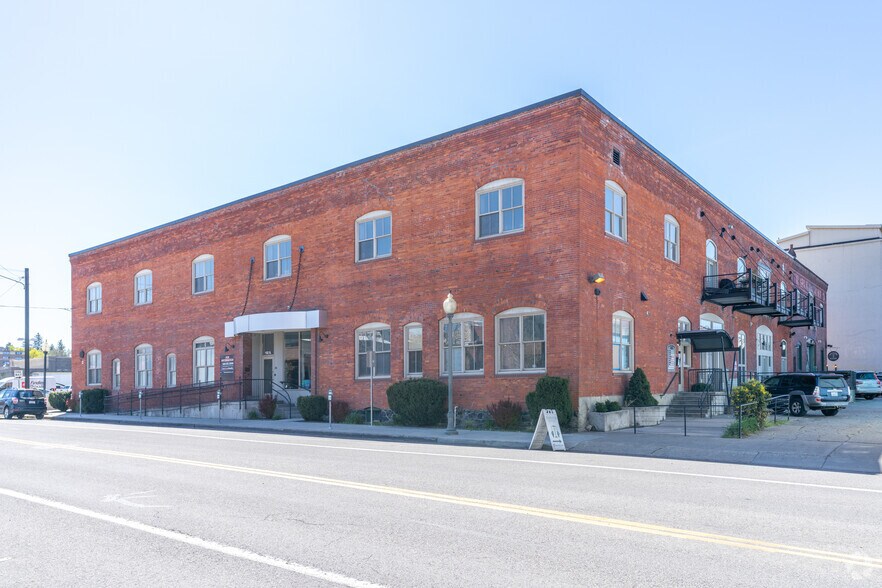 More Photos Of 152 S Jefferson St, Spokane Office For Lease