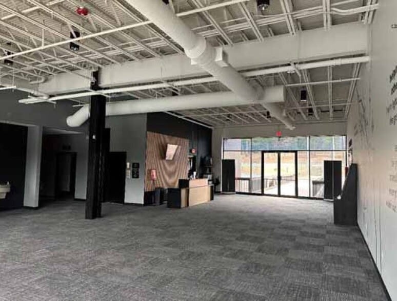 More Photos Of 3500 Riverside Dr, Macon-Bibb Religious Facility For Sale