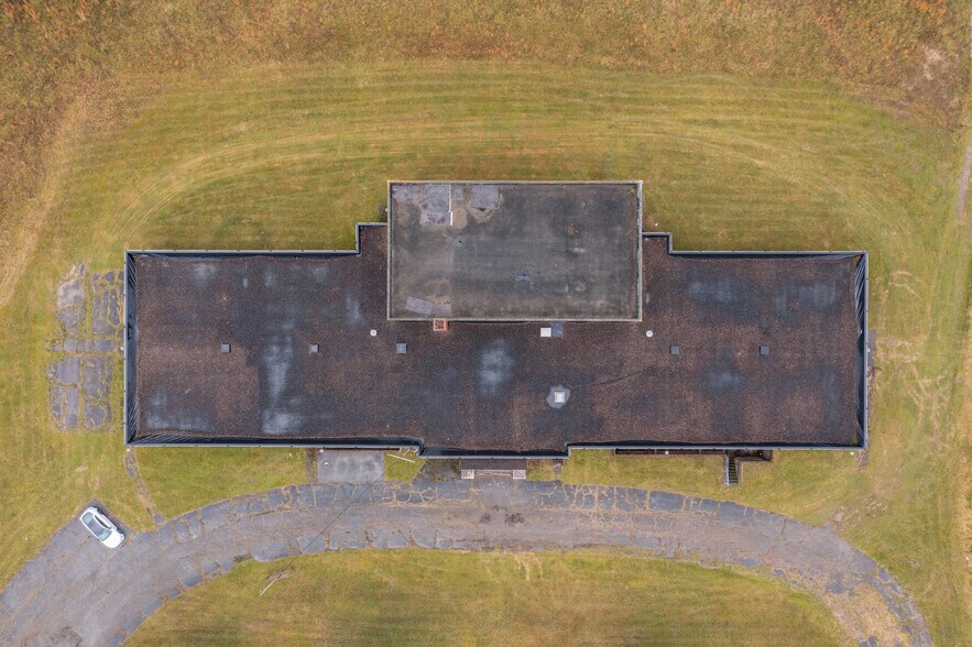 More Photos Of 838 Joffre Cherry Valley Rd, Burgettstown Self Storage For Sale