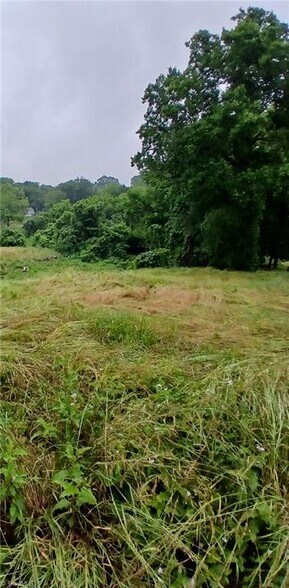 More Photos Of 1409 Winston Rd, Lexington Land For Sale