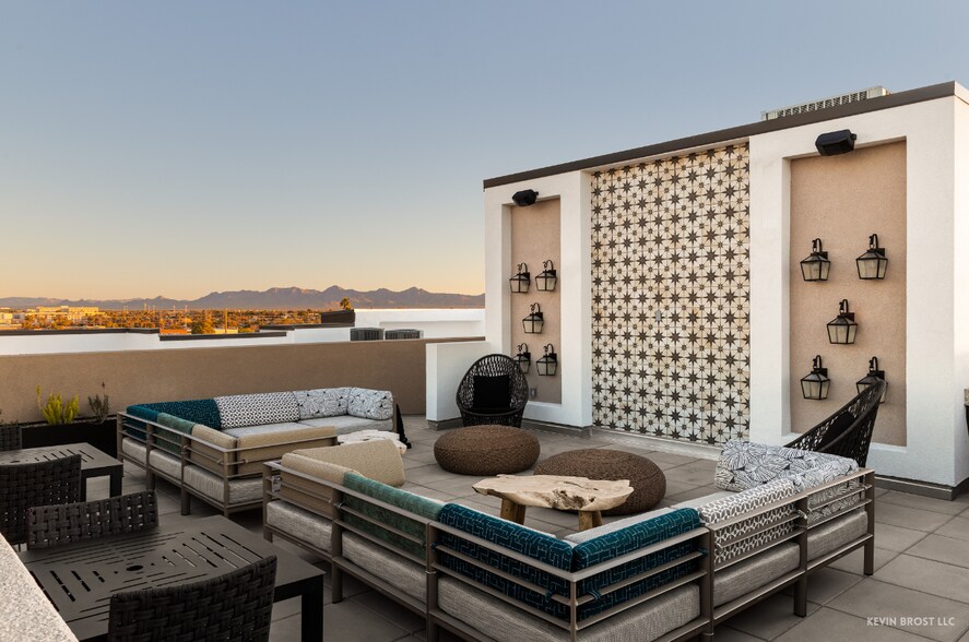 More Photos Of 2040-2060 N Scottsdale Rd, Scottsdale Apartments For Lease