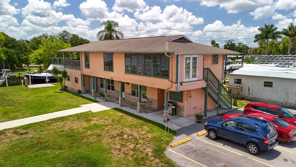 More Photos Of 2200 Marina Park Dr, Fort Myers Marina For Sale