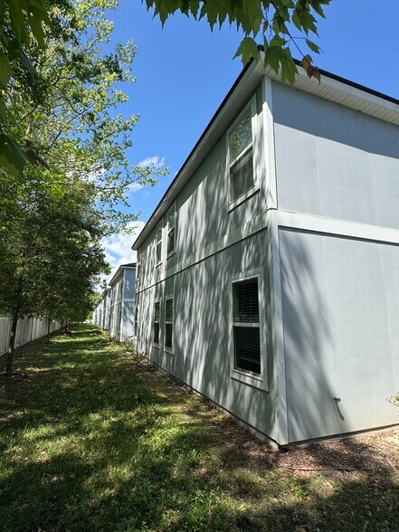More Photos Of 6414 Sweetbay Ln, Jacksonville Apartments For Sale