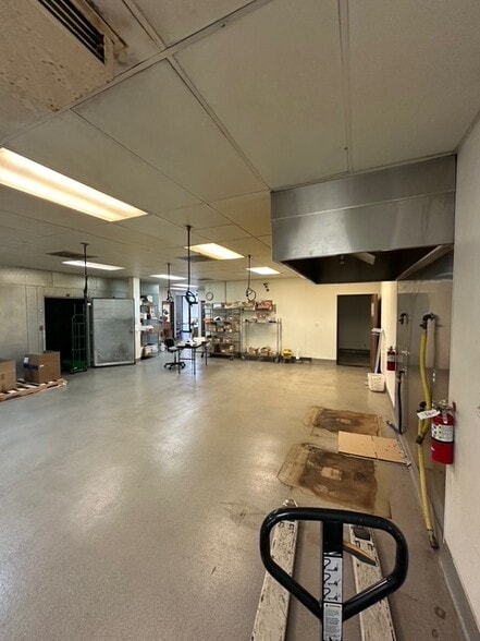 More Photos Of 7129-7159 Katella Ave, Stanton Unknown For Lease