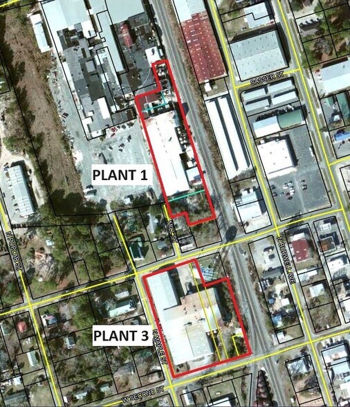 More Photos Of 314 N Maple St, Adel Manufacturing For Sale