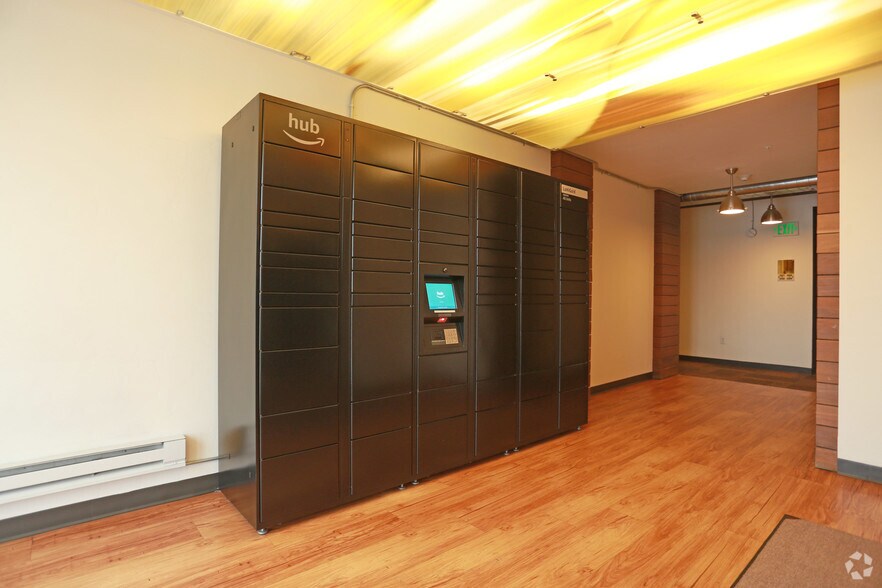 More Photos Of 2424-2434 W Caithness Pl, Denver Apartments For Lease