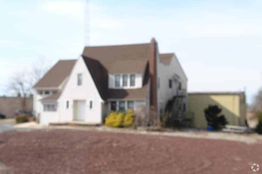 More Photos Of 1306 River Ave, Lakewood Medical For Sale