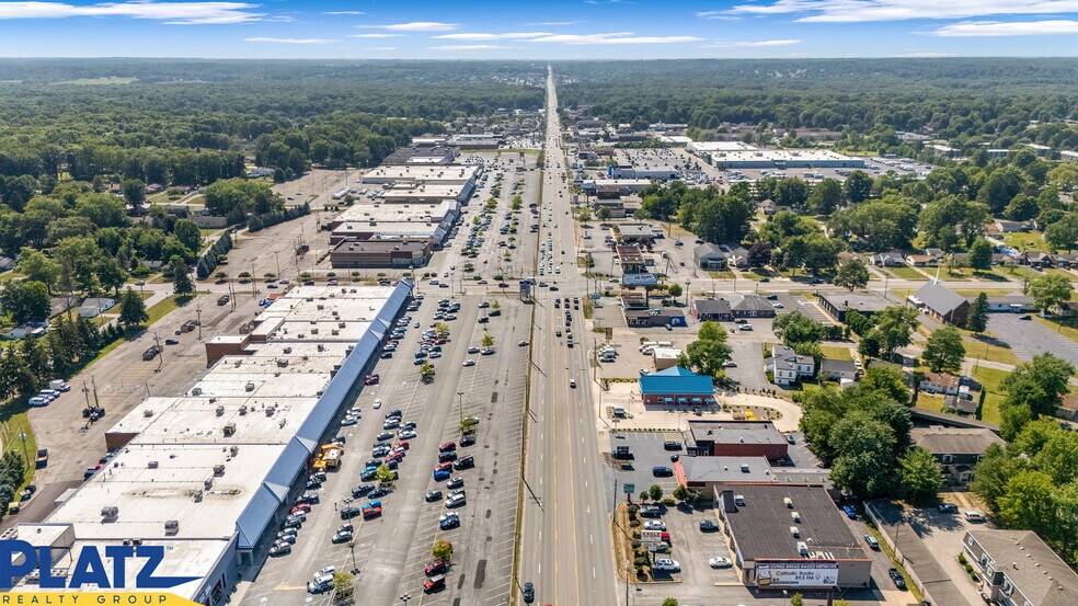 More Photos Of 220-224 Boardman Canfield Rd, Boardman Freestanding For Lease
