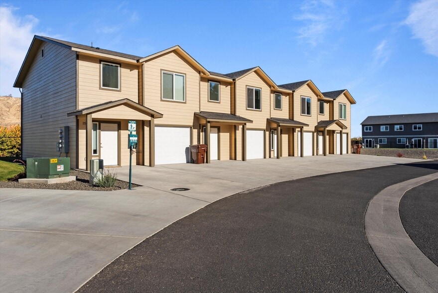 More Photos Of 5101 W Powerhouse Rd, Yakima Apartments For Sale