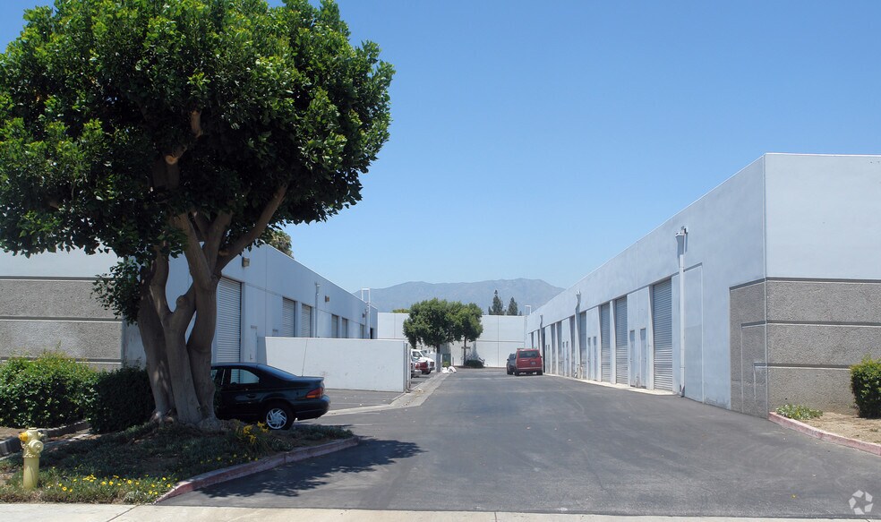 More Photos Of 4433-4477 Holt Blvd, Montclair Unknown For Lease