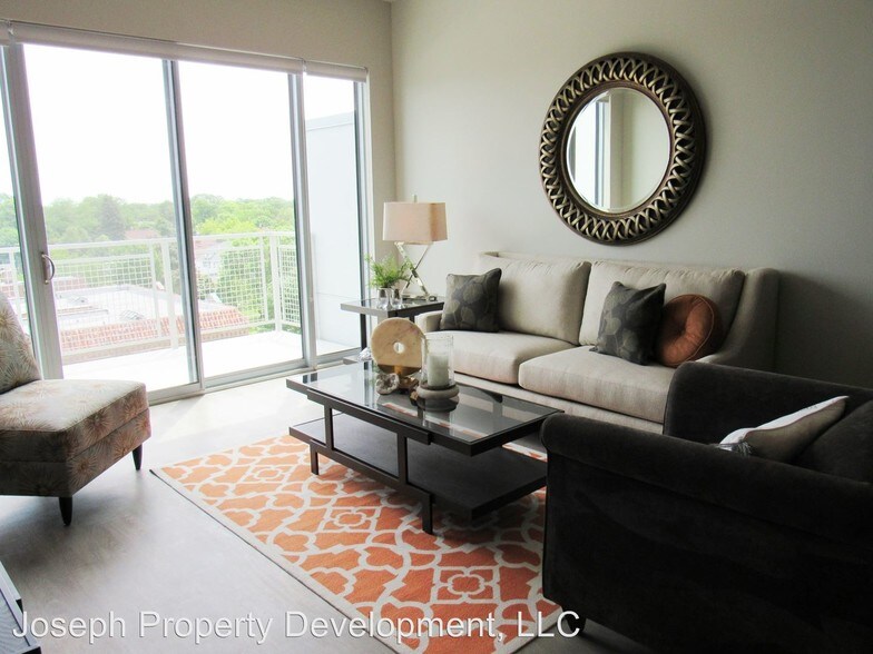 More Photos Of 4175 N Oakland Ave, Shorewood Multifamily For Sale