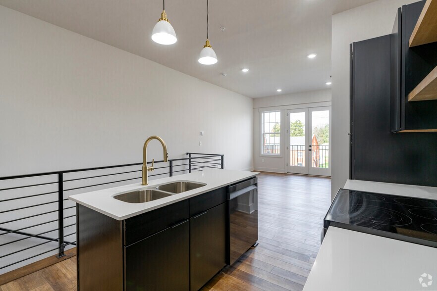 More Photos Of 202 S Main St, Belmont Apartments For Sale