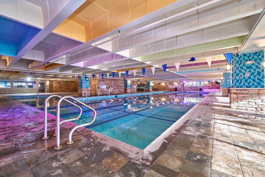 More Photos Of 620 S Union Ave, Los Angeles Storefront For Sale