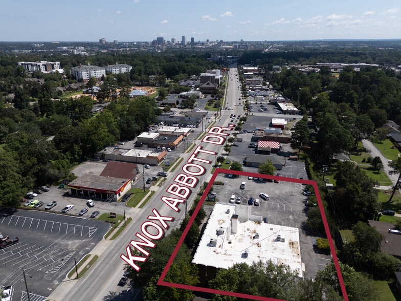 More Photos Of 989 Knox Abbott Dr, Cayce Office For Sale