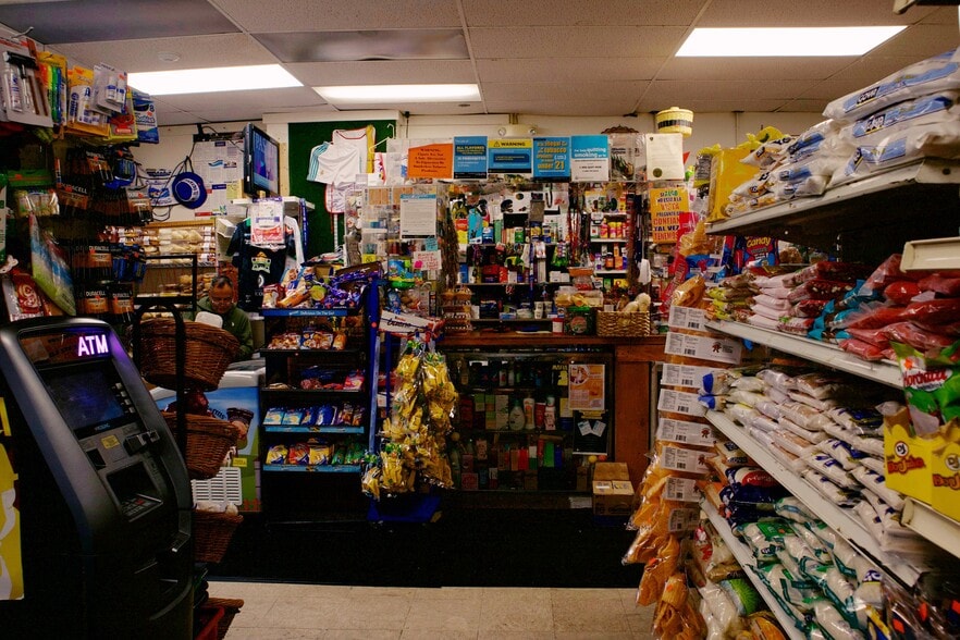 More Photos Of 63-75 Hancock St, Everett Apartments For Sale