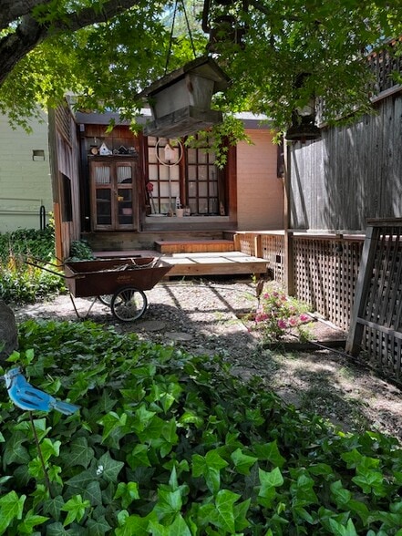 More Photos Of 306 W St Charles St, San Andreas Hotel For Sale