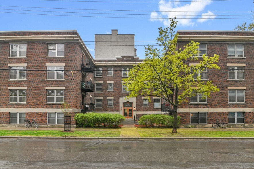 Primary Photo Of 61 Cartier St, Ottawa Apartments For Sale