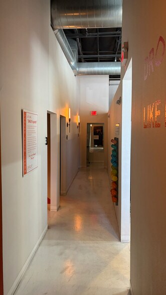 More Photos Of 10740 S Eastern Ave, Henderson Storefront For Lease