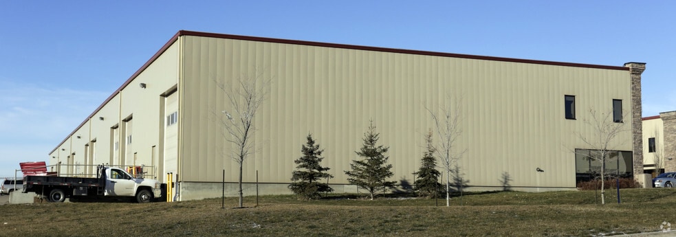 More Photos Of 8710 15th St NW, Edmonton Warehouse For Sale