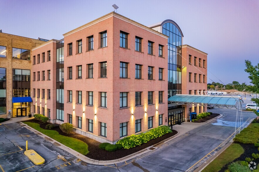 More Photos Of 6737 W Washington St, West Allis Office For Lease