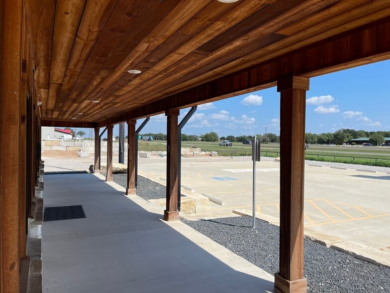 More Photos Of 9606 Interstate 20, Eastland Light Manufacturing For Sale