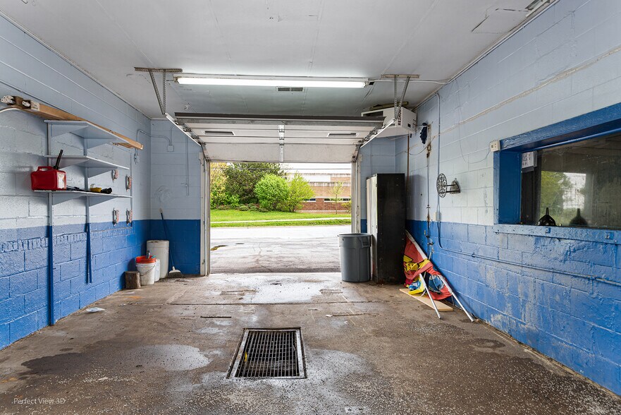 More Photos Of 13727 S Halsted St, Riverdale General Retail For Sale