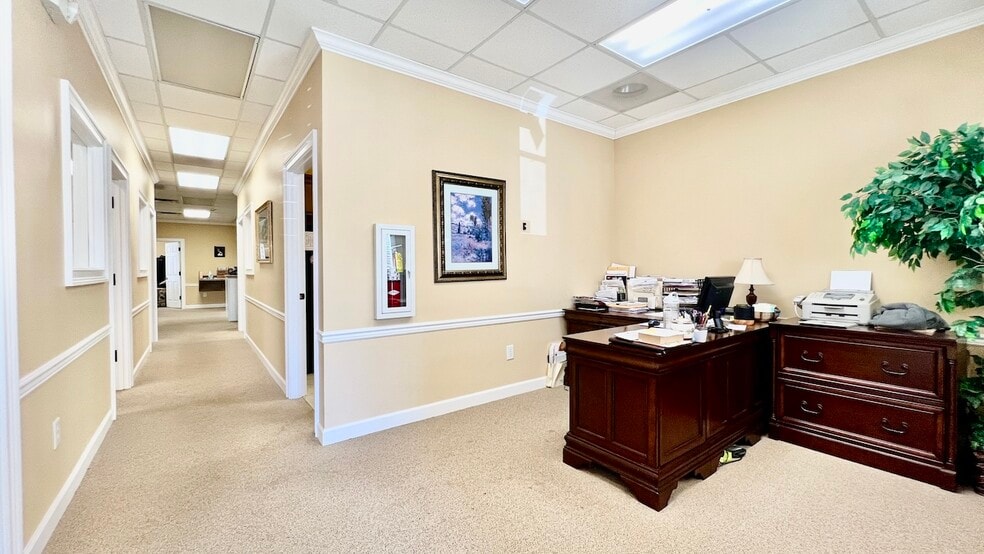 More Photos Of 535 Queen City Pky, Gainesville Office For Lease