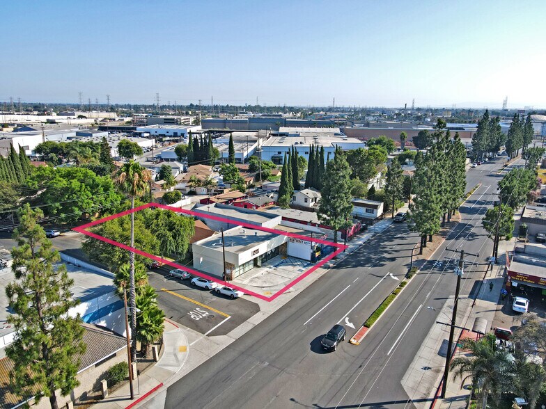 More Photos Of 8306 Garfield Ave, Bell Gardens Storefront Retail Residential For Sale