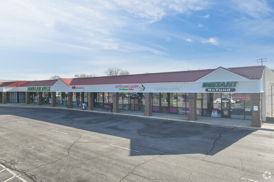 More Photos Of 1720-1770 S Erie Blvd, Hamilton General Retail For Lease