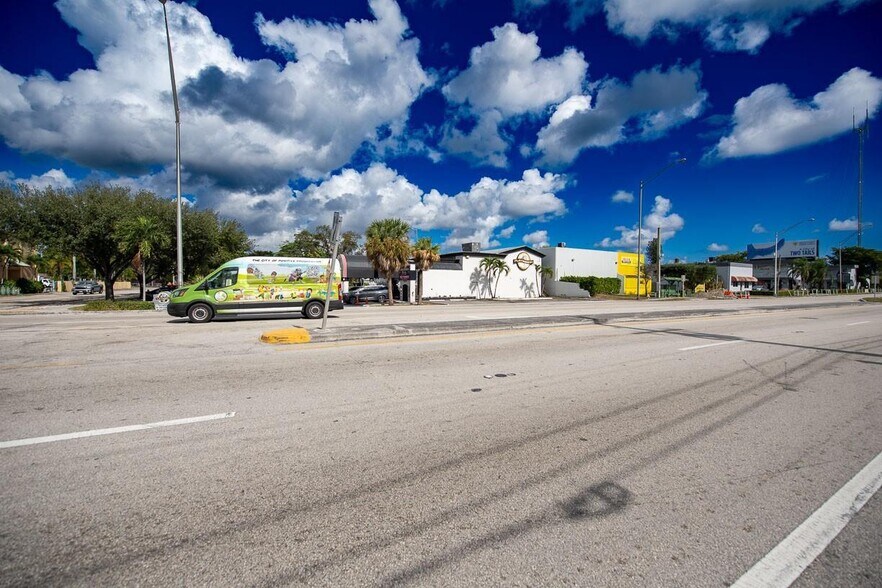 More Photos Of 5738 Hallandale Beach Blvd, West Park Freestanding For Sale