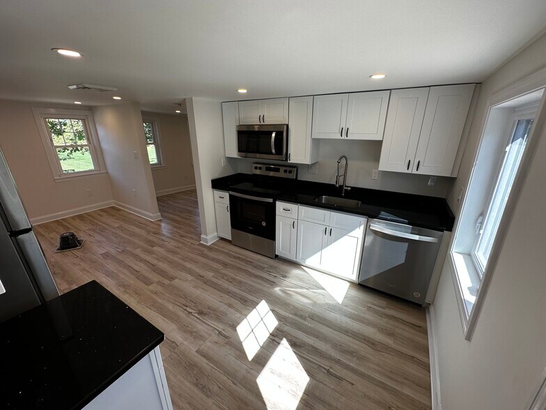 More Photos Of 36 Church St, West Boylston Multifamily For Sale