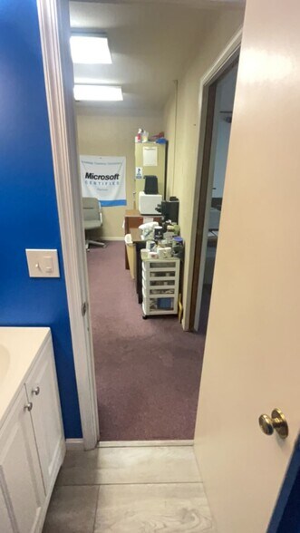 More Photos Of , Rockville Office For Sale