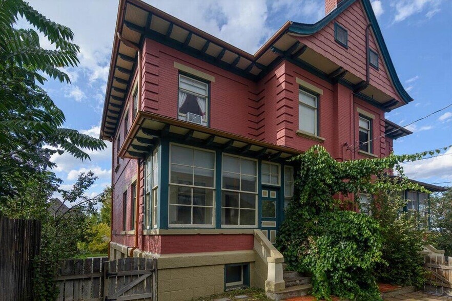 More Photos Of 310 E 2nd St, Trinidad Hospitality For Sale