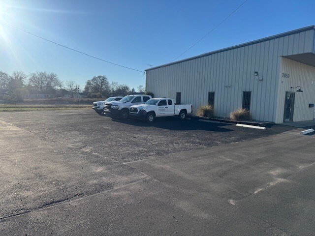 More Photos Of 2853 Meeting Street Rd, North Charleston Service For Lease