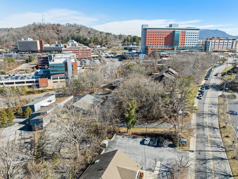 More Photos Of 131 McDowell St, Asheville Medical For Sale