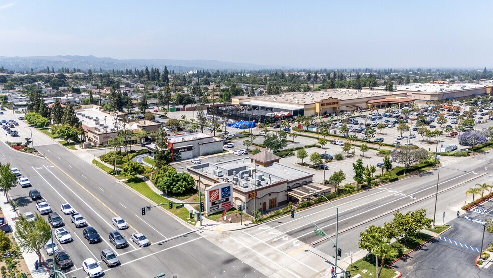 More Photos Of 1317 S Lone Hill Ave, Glendora Restaurant For Lease