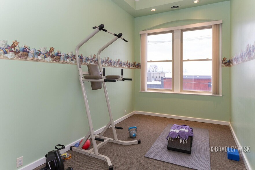 More Photos Of 581 Ottawa Ave, Holland Light Distribution For Sale