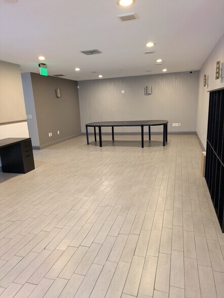 More Photos Of 5426 Crafts St, New Port Richey Office For Lease