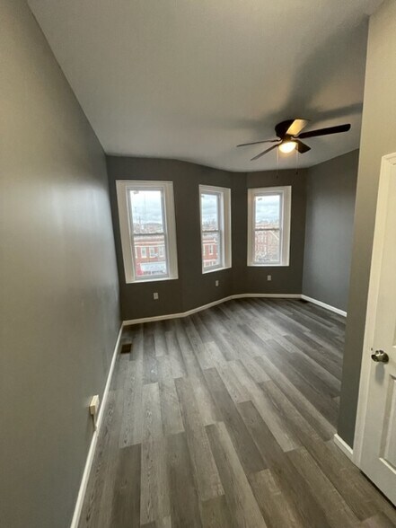 More Photos Of 1839 W North Ave, Baltimore Storefront Retail Office For Lease