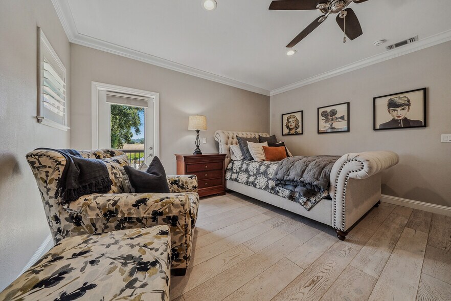 More Photos Of 10786 Shenandoah Rd, Plymouth Winery Vineyard For Sale