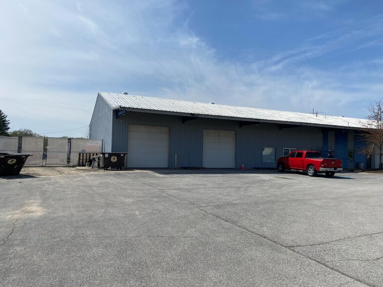 Primary Photo Of 10525 US Hwy 30, Wanatah Warehouse For Lease