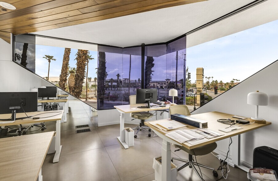More Photos Of 201 N Indian Canyon Dr, Palm Springs Storefront Retail Office For Sale