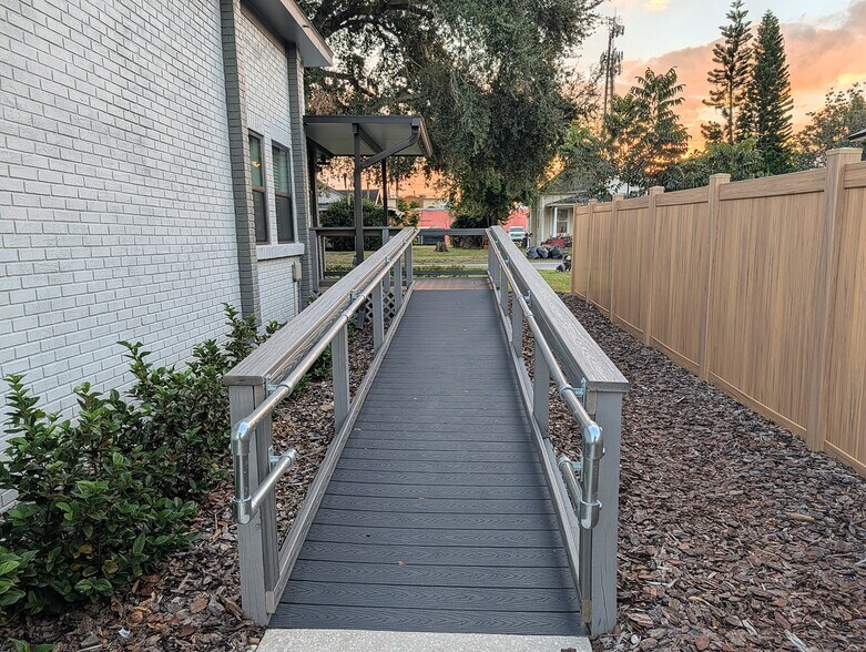 More Photos Of 905 S Missouri Ave, Lakeland Coworking Space