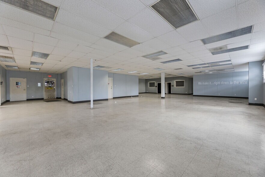 More Photos Of 12800 Aldine Westfield Rd, Houston Manufacturing For Lease