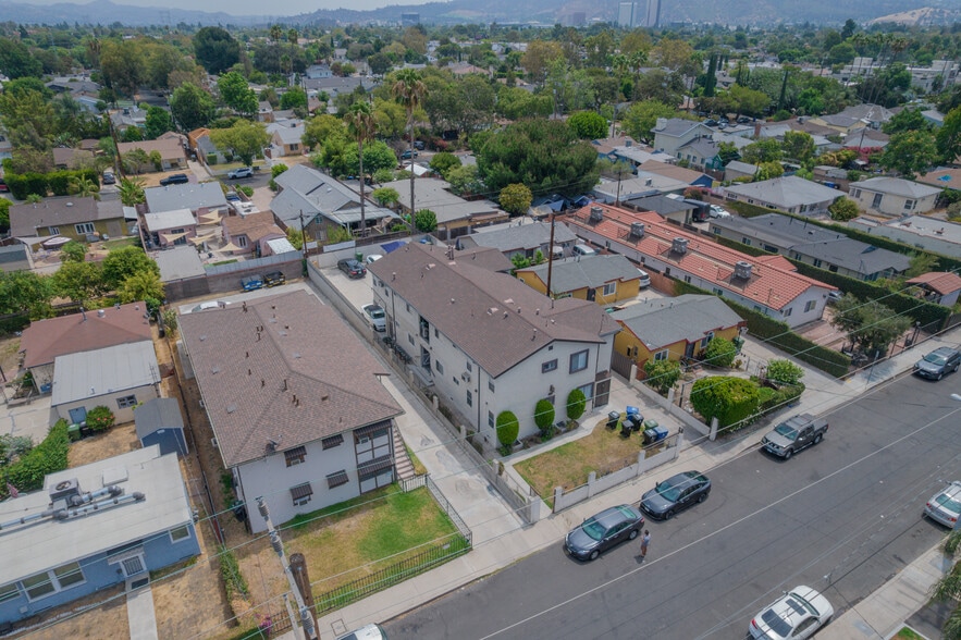 More Photos Of 5328 Auckland Ave, North Hollywood Apartments For Sale