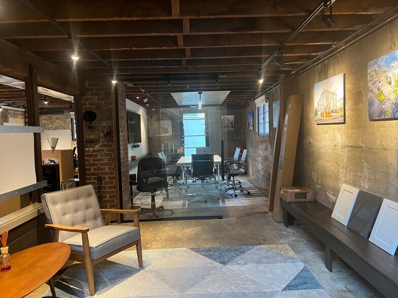 More Photos Of 20 Woodward St, Newton Loft Creative Space For Lease