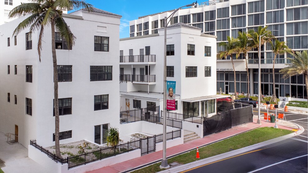 Primary Photo Of 2814 Collins Ave, Miami Beach Apartments For Sale