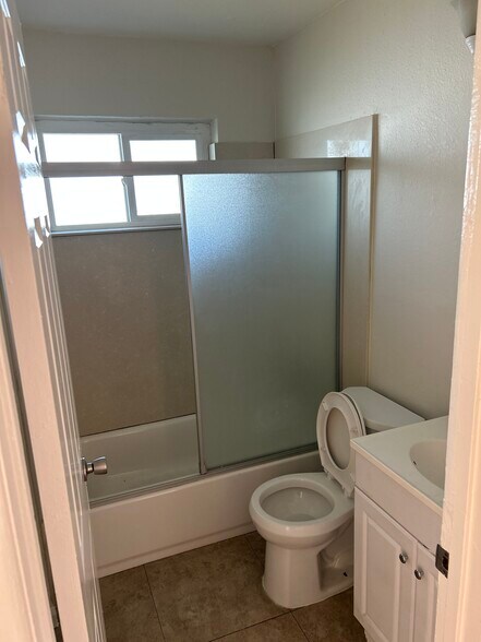 More Photos Of 811 Jeanne Ave, San Jose Apartments For Sale