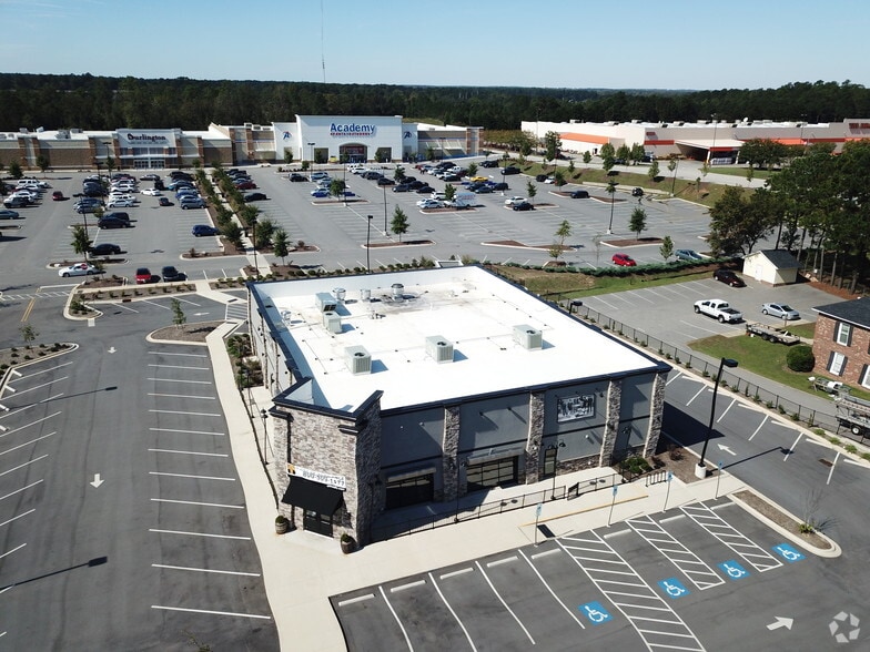 More Photos Of 2116 Skibo Rd, Fayetteville Restaurant For Lease